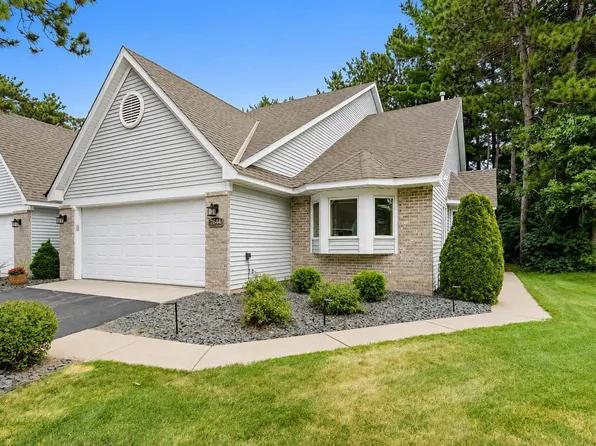 2644 Rivers Bluff Ln, Anoka, MN 55303