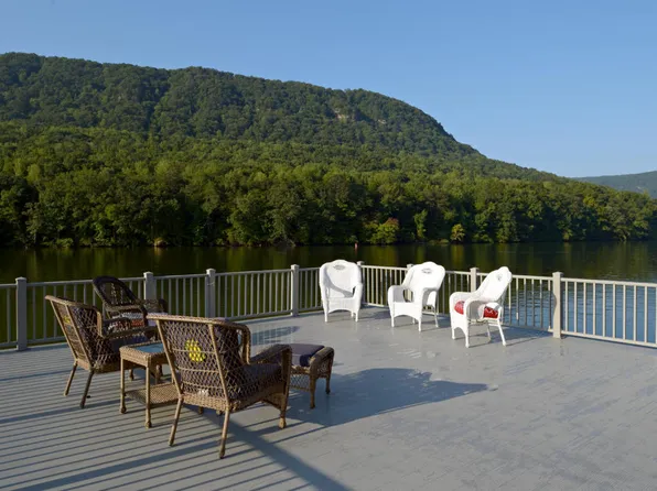 21808 River Canyon Rd, Chattanooga, TN 37405