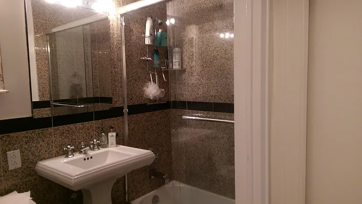 Rented by Manhattan Apartment Organization | media 102