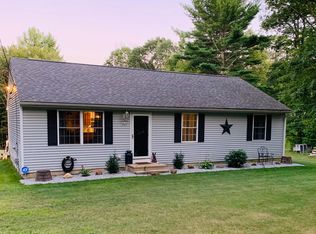 159 Stafford Rd, Wales, MA 01081