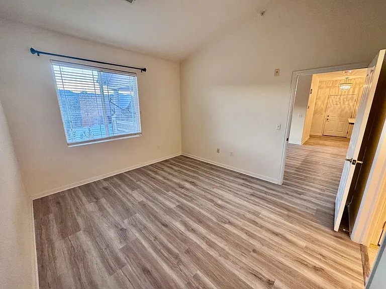 8457 S Hoyt Way #303 — Photo 27