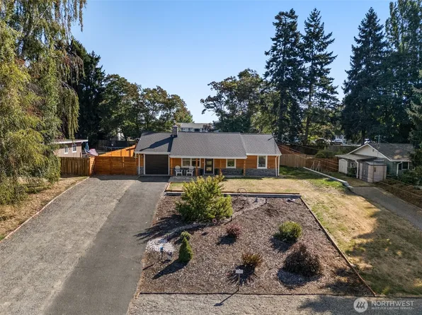 2217 Cascade Place W, University Place, WA 98466