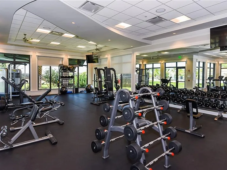 Open weights and variety of stationary machines.