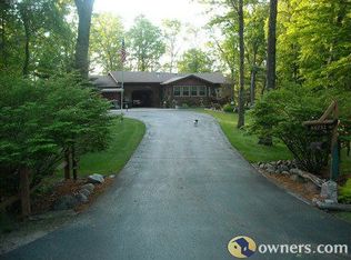 N6753 Black Oak Cir, Shawano, WI 54166