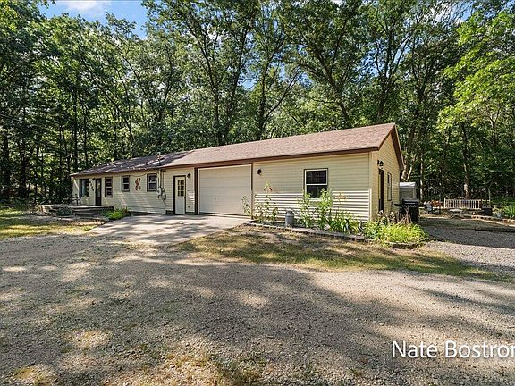 4th image of 6724 Hall Rd