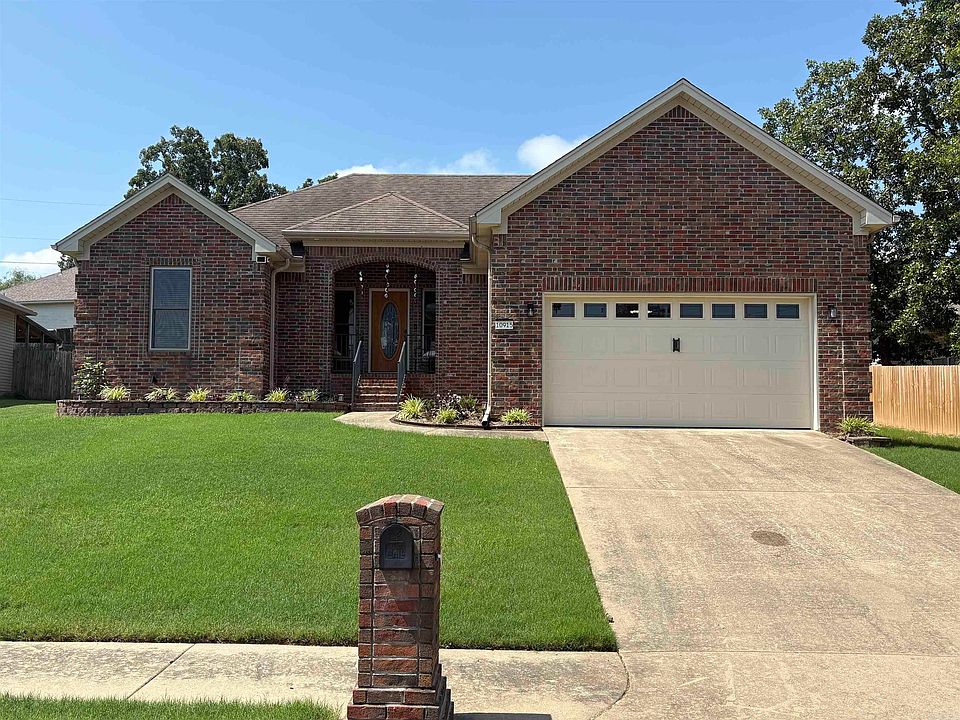 1st image of 10915 Windridge Dr
