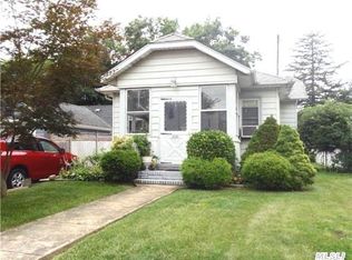 2020 Chesnut St, Baldwin, NY 11510