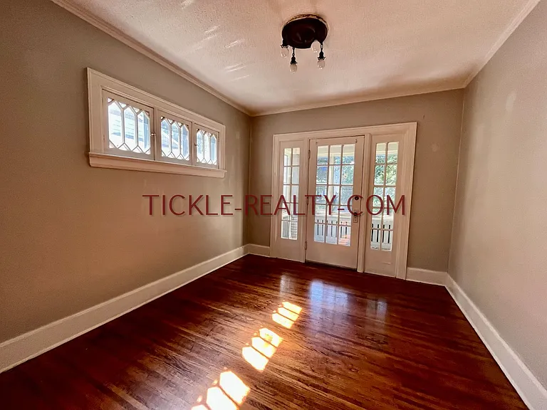 28 Berkshire Street — Photo 2