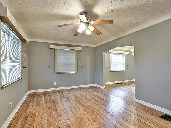 4th image of 4425 Clifford Rd