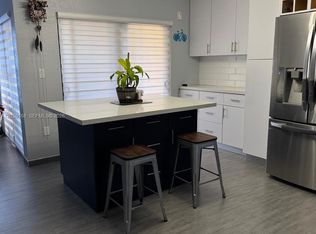 Kenland, Miami, FL 33186