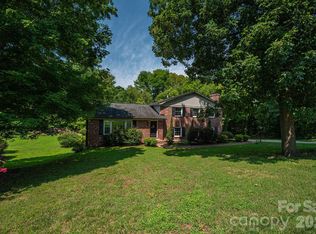 304 Windsor Dr, Shelby, NC 28150