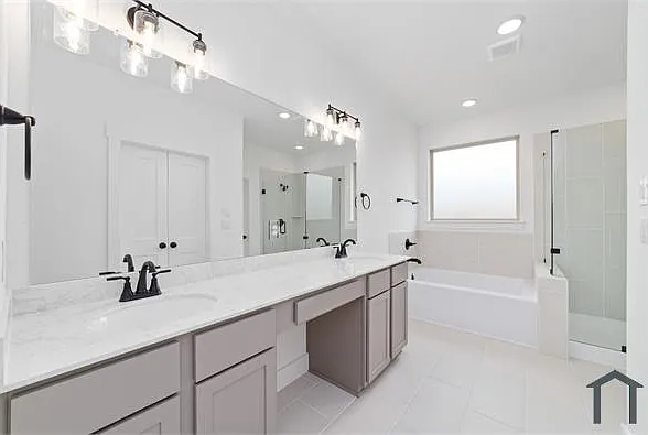 2208 Inglenook Grove Dr — Photo 15