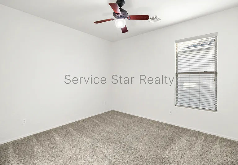 10122 W Albeniz Pl — Photo 19