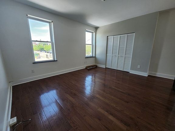 3rd image of 2228 Fairmount Ave #7decfffce