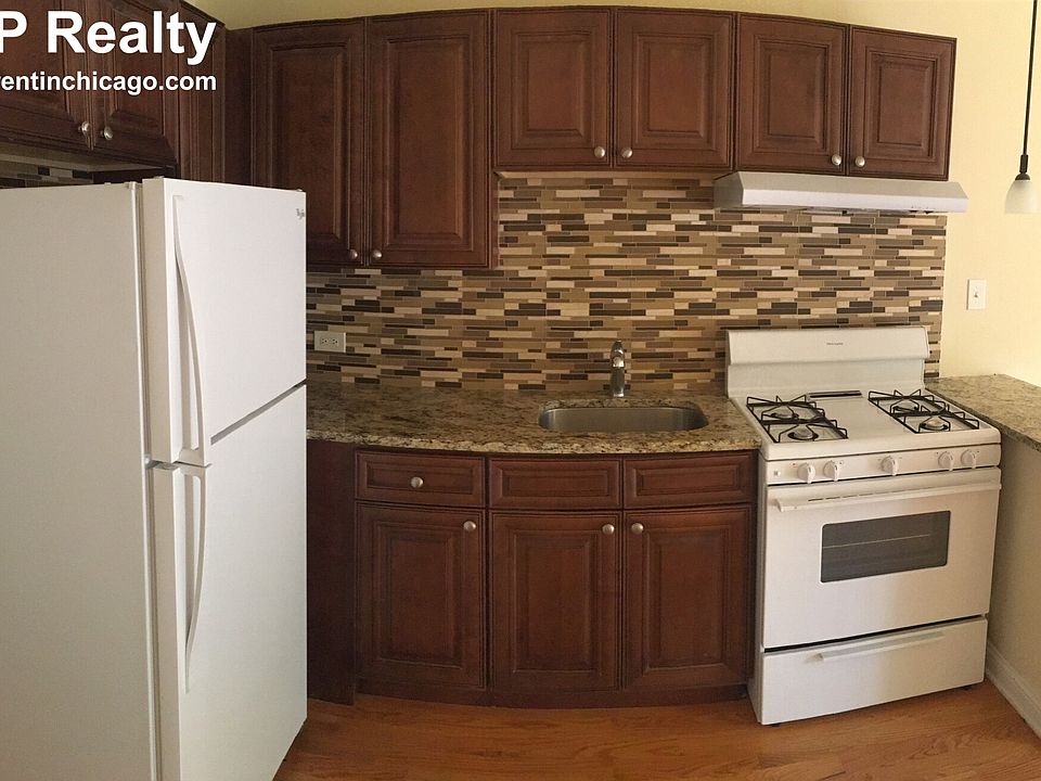 2nd image of 8506 Waukegan Rd APT 5