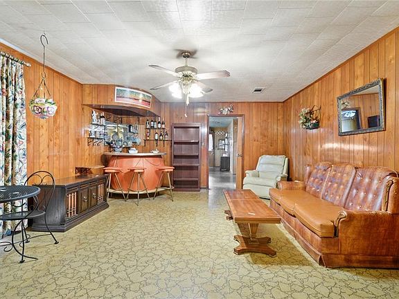 5th image of 3233 Baytree St