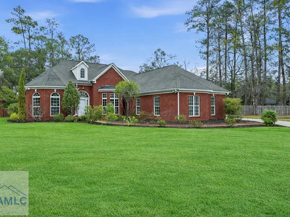 205 Carlie Ct, Hinesville, GA 31313