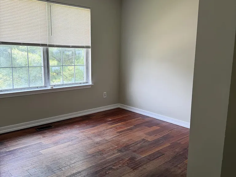 706 Woodbridge Center Way — Photo 3
