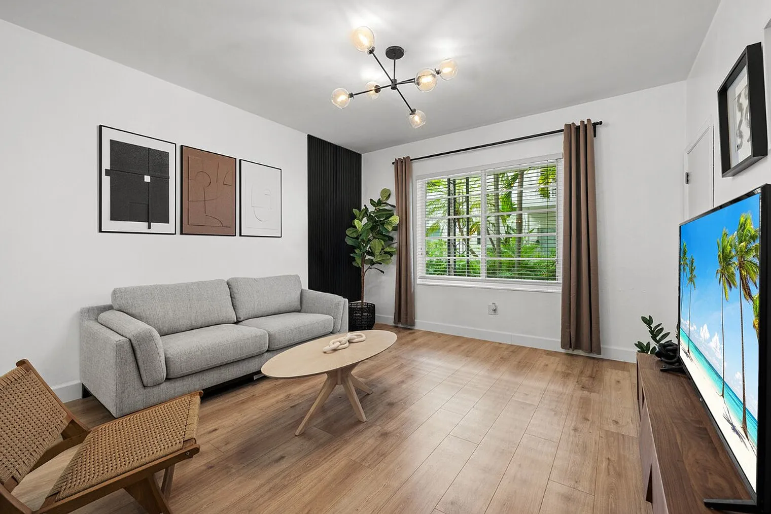 2 bed, 2.0 bath, 1097 sqft, $6,635 — Photo 3