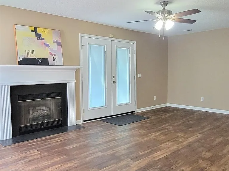 105 Sunshine Ln #A — Photo 10