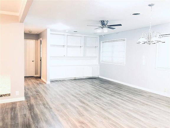 3rd image of 2025 Skylark Dr