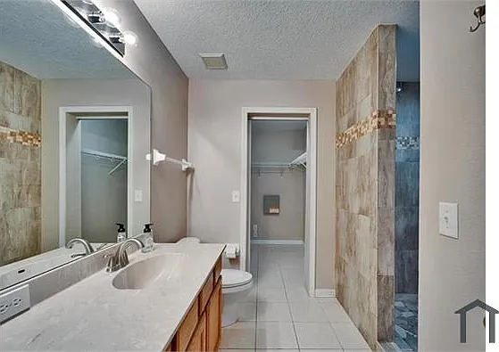 10621 Shady Falls Ct — Photo 5