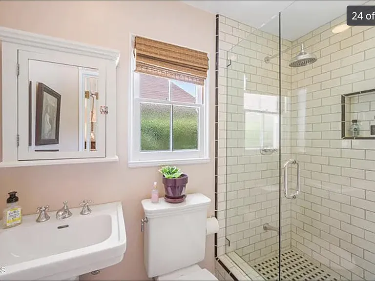 1893 Rose Villa St — Photo 24