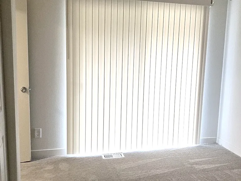 10123 SE Lexington St — Photo 6