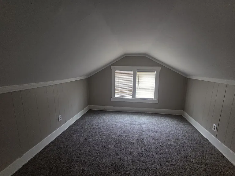 524 S Greer St #FRONT — Photo 4