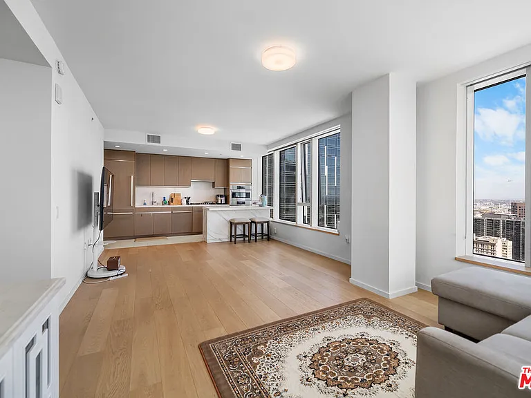 889 Francisco St #3603 — Photo 8