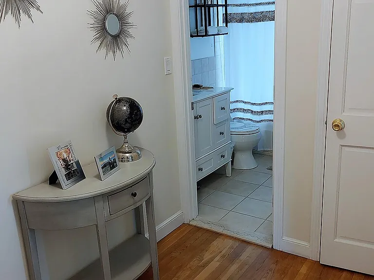 68 Olcott St — Photo 8