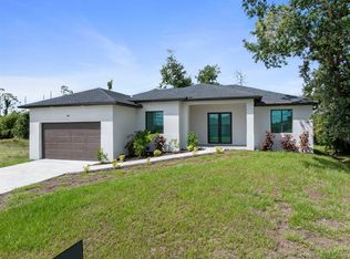 44 Tournament Rd, Rotonda West, FL 33947