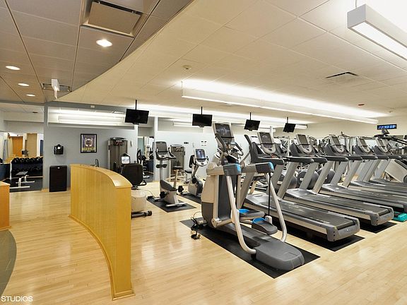 5th image of 505 N Lake Shore Dr APT 1510