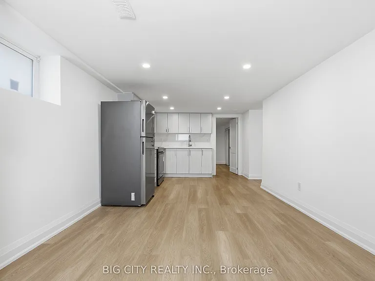 203 Park Rd S #LOWER — Photo 6
