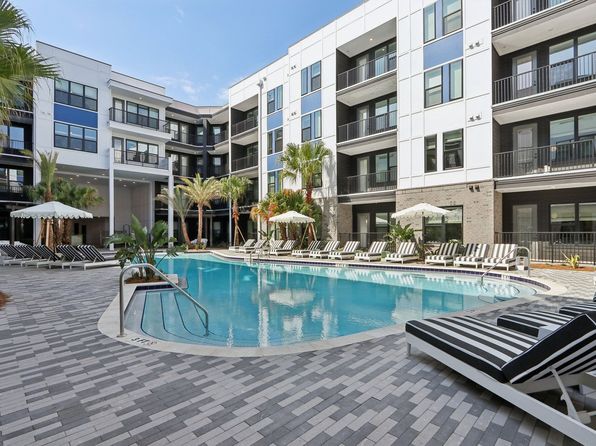 Artea at Southbank | 944 Broadcast Pl, Jacksonville, FL