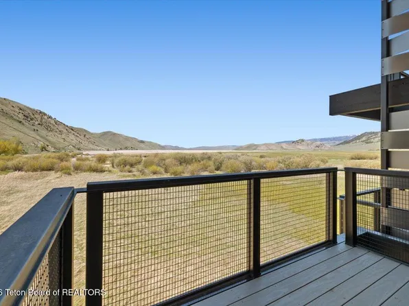 422 Hidden Hollow Dr, Jackson, WY 83001