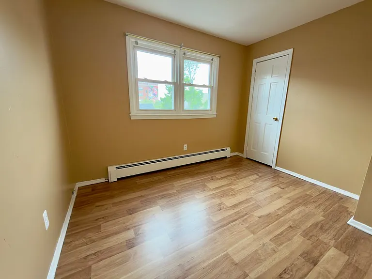 215 Seaview Ave #2 — Photo 6