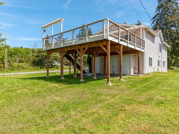 1118 Lockwood Dr, Coupeville, WA 98239