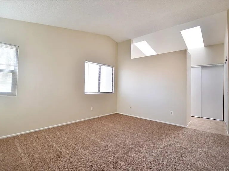 39949 Buffy Way — Photo 12