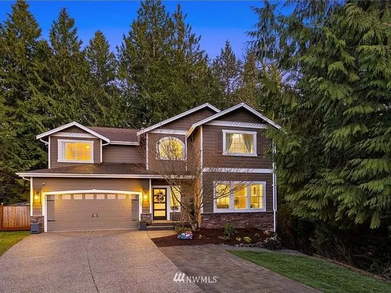 1405 Weaver Way — Photo 2