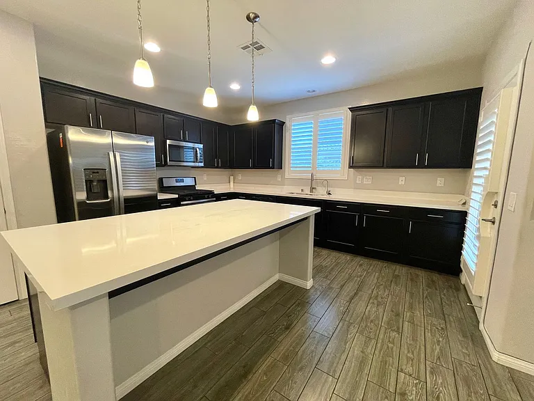 9702 Canyon Landing Ave — Photo 13