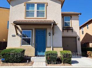 3234 W Arbor Dr, Fresno, CA 93711
