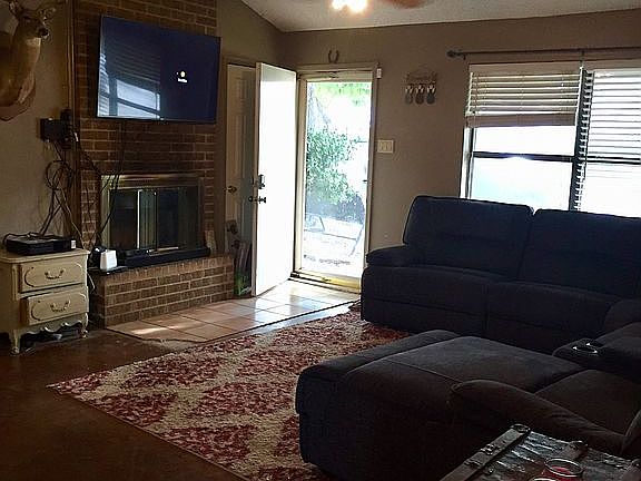 4th image of 3649 Duke Ln