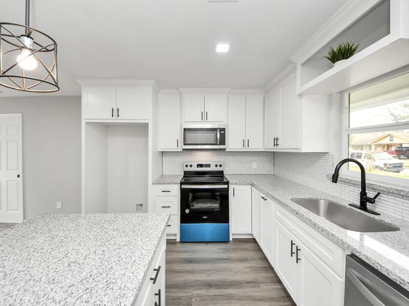 7710 Caddo Rd, Houston, TX 77016
