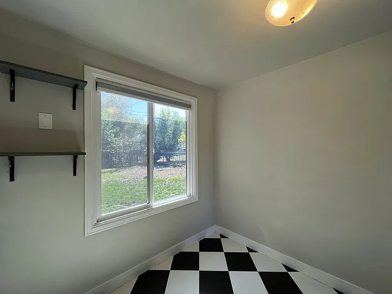 4815 W Alpine St — Photo 14