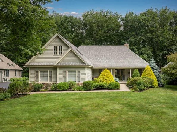 12 Landing Road, Saco, ME 04072