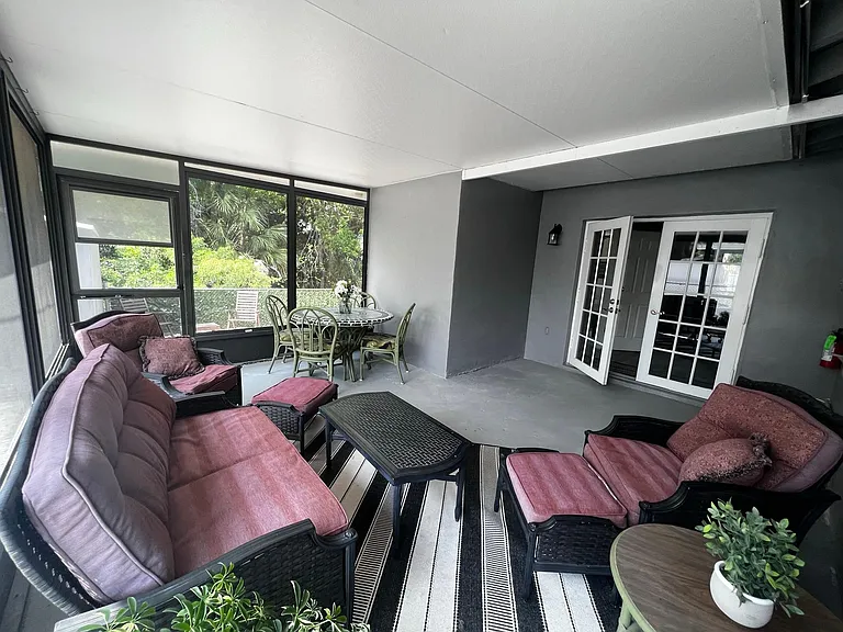 1780 Suffolk Dr — Photo 22
