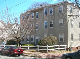 12 Pitt St APT 12, Portland, ME 04103