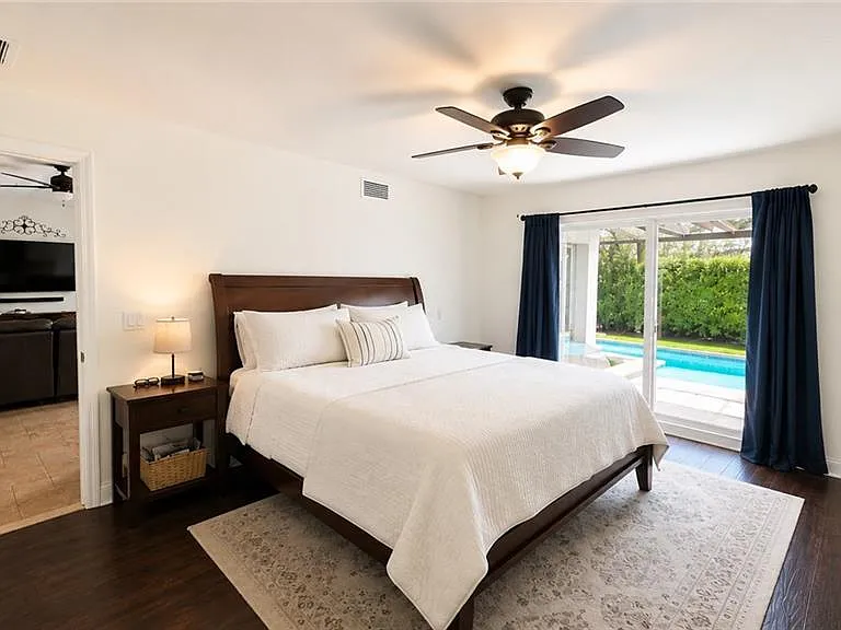 1089 Nottingham Dr — Photo 13