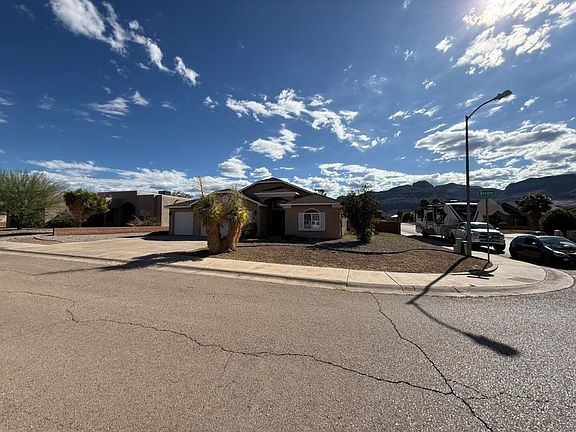 4th image of 211 Bosque